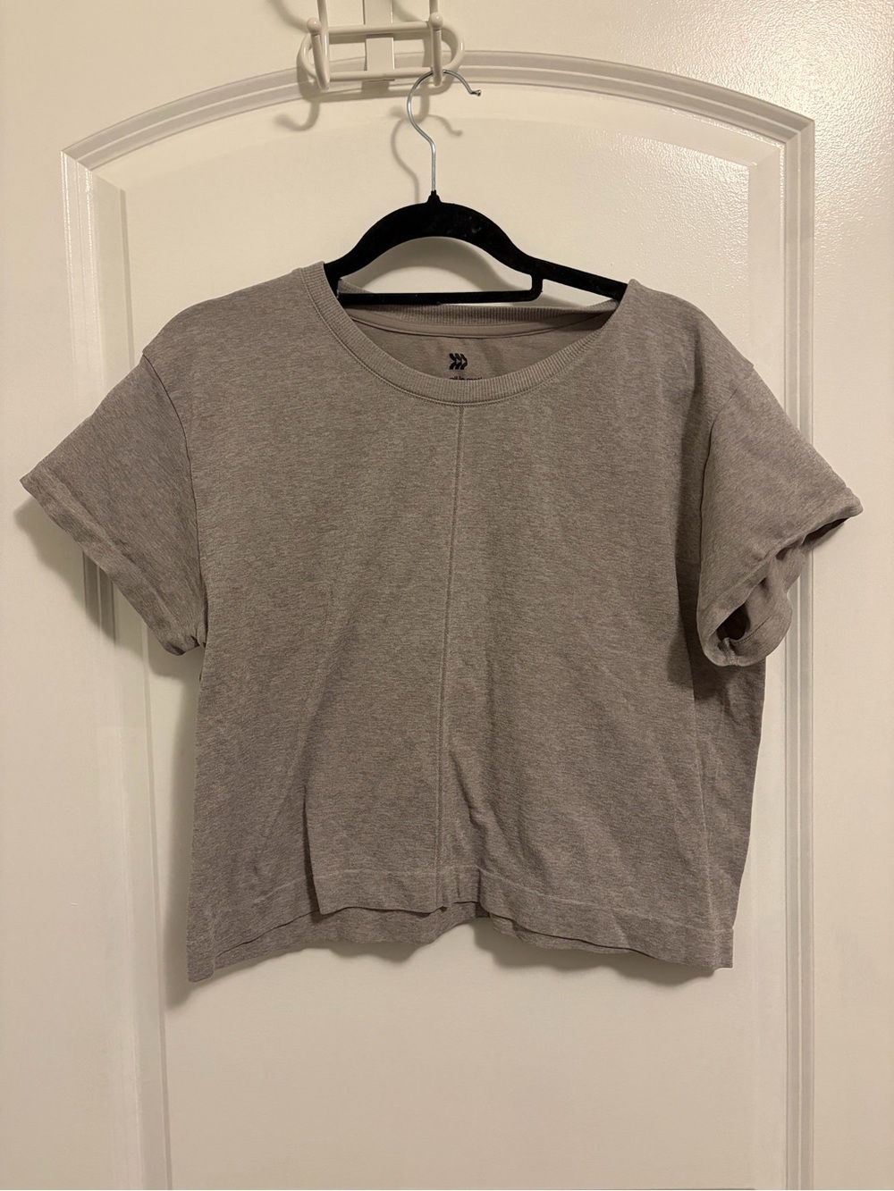 All in Motio Athletic Cropped Crewneck Top - Gray